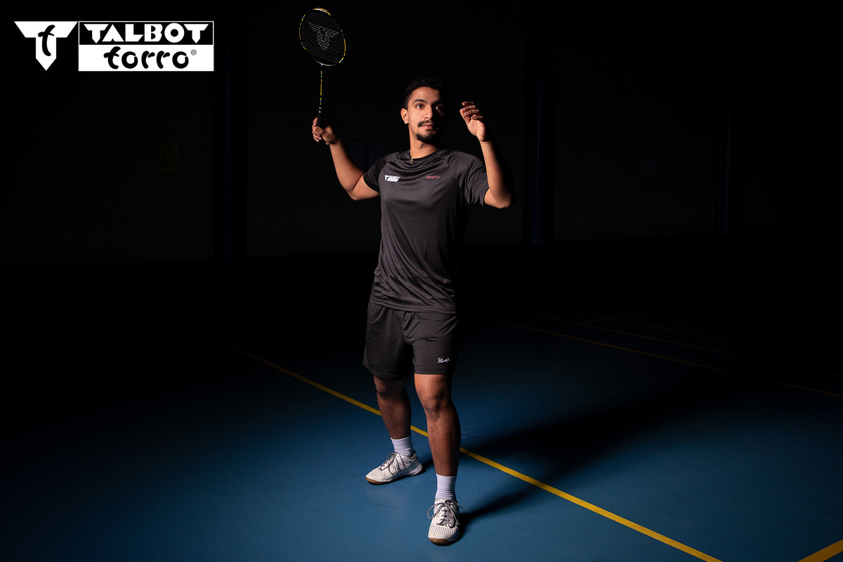 Raquette Badminton Adulte Raquette Badminton Talbot Torro Arrowspeed 299 - Graphite 96g, Corde Lawntex 0.8mm - Débutants & Amateurs Raquette Débutant Cordée