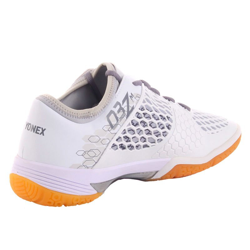 yonex power cushion 03 z price