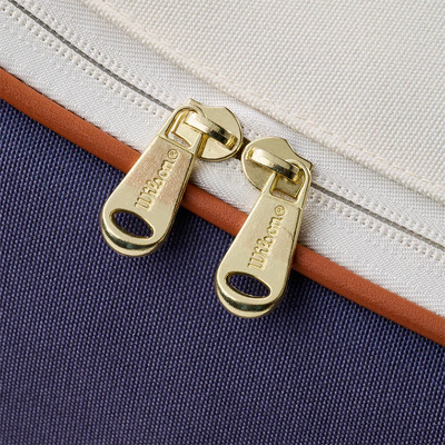 Wilson Heritage V2 6 Pack Racket Bag