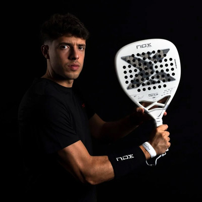 Padel racket Nox AT10 Genius Attack 12K ALUM Xtrem Agustin Tapia