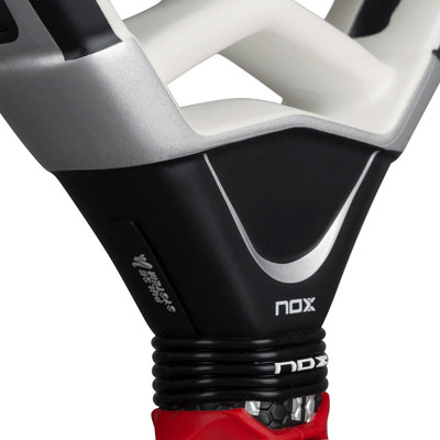 Padel racket Nox AT10 Genius Attack 18K ALUM Agustin Tapia